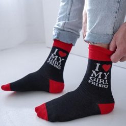 Skarpetki męskie I LOVE MY GIRLFRIEND 1134 bk/rd. Czarne skarpetki męskie Milena, bez wzorów, z bawełny. Za 18.90 zł.