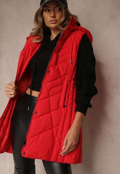Czerwona Pikowana Kamizelka o Taliowanym Kroju z Kapturem Tulonea. Czerwone kamizelki damskie Renee, l, z jeansu. Za 149.99 zł.