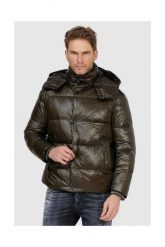 EMPORIO ARMANI Ciemnozielona puchowa kurtka męska. Zielone kurtki męskie Emporio Armani, m, bez wzorów, z puchu, bez kaptura. W wyprzedaży za 1,199.99 zł.