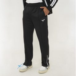 Spodnie sportowe STELLAR męskie czarne. Białe spodnie sportowe męskie Legea. W wyprzedaży za 96.00 zł.
