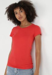 Czerwony T-shirt Nysalphia. Czerwone t-shirty damskie Born2be, l, bez wzorów, z bawełny, bez kołnierzyka. Za 29.99 zł.