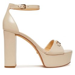 Sandały Guess. Sandały damskie Guess, z aplikacjami, bez obcasa, na słupku. Za 529.99 zł.