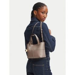 Torebka Furla. Szare torebki klasyczne damskie Furla, bez wzorów, bez dodatków. Za 1,299.00 zł.