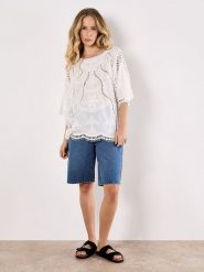 Apricot Bluzka w kolorze białym rozmiar: M. Białe bluzki damskie Apricot, m, bez wzorów, z bawełny, bez kołnierzyka, bez ramiączek. Za 84.21 zł.