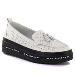 Skórzane półbuty damskie ażurowe komfortowe beżowe Evento 7176. Brązowe półbuty damskie Evento, w ażurowe wzory, ze skóry, bez obcasa. Za 179.99 zł.