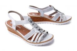RIEKER REMONTE R6264-80 white combination, sandały damskie. Szare sandały damskie Rieker Remonte, bez wzorów, bez obcasa, na koturnie. Za 271.92 zł.