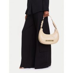 Torebka LOVE MOSCHINO. Białe torebki klasyczne damskie Love Moschino, bez wzorów, bez dodatków. Za 455.99 zł.