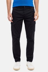 Męskie Spodnie Mustang Style Daytona Cargo Black Beauty 1016419 4185. Czarne spodnie materiałowe męskie Mustang, bez wzorów, z jeansu. Za 219.99 zł.