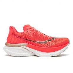 Buty do biegania damskie Saucony S1013481033. Czerwone obuwie do biegania damskie Saucony. Za 945.00 zł.