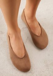 Brązowe Balerinki z Imitacji Zamszu w Stylu Basic Saraphiele. Brązowe baleriny damskie Renee, bez wzorów, z jeansu, bez obcasa. Za 79.99 zł.