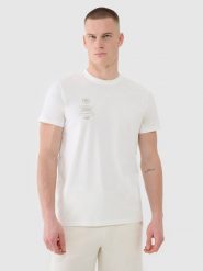 4F T-shirt regular z nadrukiem męski - beżowy L. Brązowe t-shirty męskie 4f, l, bez wzorów, z bawełny, bez kołnierzyka. W wyprzedaży za 49.99 zł.