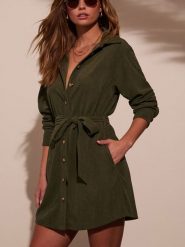 Milan Kiss Sukienka sztruksowa w kolorze khaki rozmiar: S. Brązowe sukienki damskie Milan Kiss, na co dzień, s, bez wzorów, ze sztruksu, bez kołnierzyka, bez ramiączek, mini, proste. Za 215.21 zł.