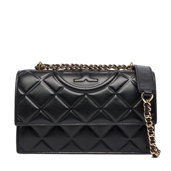 Torebka Tory Burch. Czarne torebki klasyczne damskie Tory Burch, bez wzorów, wizytowe, bez kołnierzyka, bez ramiączek. Za 2,689.00 zł.