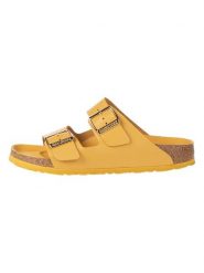 Birkenstock Skórzane klapki w kolorze żółtym rozmiar: 38. Żółte klapki damskie Birkenstock, bez wzorów, bez obcasa. Za 519.95 zł.