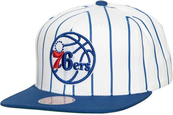 Mitchell & Ness NBA Retro Brooklyn NY Czapka. Białe czapki męskie Mitchell & Ness, bez wzorów, z bawełny. Za 170.99 zł.