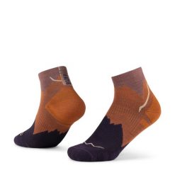 Skarpety turystyczne Buff Merino LIghtweight Quarter Sock LWQ3. Brązowe skarpetki męskie Buff, bez wzorów, z elastanu. Za 99.99 zł.