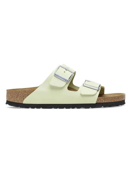 Birkenstock Skórzane klapki "Arizona" w kolorze zielonym rozmiar: 40. Zielone klapki damskie Birkenstock, bez wzorów, z nubiku, bez obcasa. Za 393.45 zł.