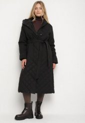 Czarna Pikowana Kurtka Przejściowa z Kapturem i Wiązanym Paskiem Vonella. Czarne kurtki damskie Born2be, plus size, bez wzorów, z jeansu, z kapturem. Za 219.99 zł.