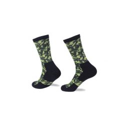 Skarpety Trekkingowe Na Giean Boulder Way Medium Crew High Summer. Zielone skarpetki damskie NA GIEAN, bez wzorów. Za 98.99 zł.