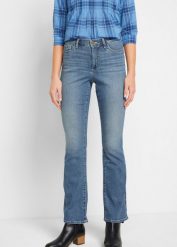 Jeansy o kroju bootcut ze średnim stanem, z bawełny organicznej. Niebieskie jeansy damskie bonprix. Za 147.99 zł.