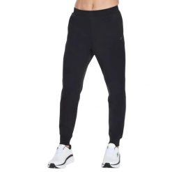 Spodnie sportowe męskie Skech-Knit Ultra Go Weekend Jogger. Czarne spodnie sportowe męskie Skechers, z bawełny. Za 219.99 zł.