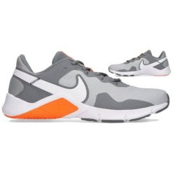 Buty do biegania męskie Nike Legend Essential 2. Szare obuwie do biegania damskie Nike. Za 332.00 zł.