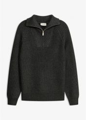 Sweter ze stójką z miękkiej mieszanki wiskozy. Szare golfy damskie bonprix, bez wzorów, z wiskozy, bez ramiączek. Za 129.99 zł.
