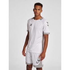 Koszulka treningowa Hummel. Białe t-shirty sportowe męskie HUMMEL, s, z dżerseju, bez ramiączek, do piłki nożnej. Za 147.35 zł.