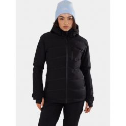 Kurtka Narciarska Damska Fundango Pumila. Czarne kurtki narciarskie i snowboardowe damskie Fundango, bez wzorów, bez kaptura, narciarskie. W wyprzedaży za 599.00 zł.