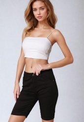 Czarne Bawełniane Szorty Bermudy z Wysokim Stanem Vimereia. Czarne szorty damskie Born2be, bez wzorów, z bawełny, eleganckie, z podwyższonym stanem. Za 49.99 zł.