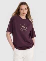 4F T-shirt oversize z nadrukiem damski - fioletowy L. Fioletowe t-shirty damskie 4f, l, bez wzorów, z bawełny, bez kołnierzyka. W wyprzedaży za 49.99 zł.