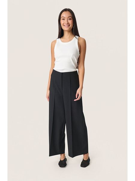 Soaked in Luxury Spodnie w kolorze czarnym rozmiar: M. Czarne spodnie materiałowe damskie Soaked in Luxury, bez wzorów, z materiału. Za 208.99 zł.