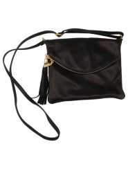 Florence Bags Skórzana torebka "Castagno" w kolorze czarnym - 18 x 20 x 2 cm rozmiar: onesize. Czarne torebki klasyczne damskie Florence Bags, bez wzorów, z materiału, bez dodatków. Za 166.88 zł.