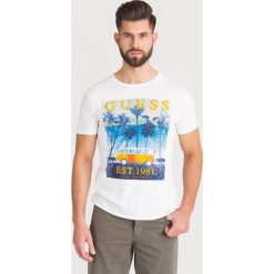 T-SHIRT Guess. Białe t-shirty męskie Guess, l, z aplikacjami, z bawełny, bez kołnierzyka. Za 113.40 zł.