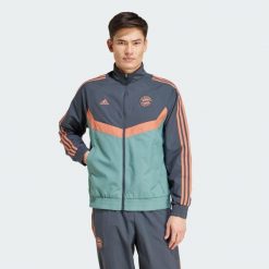 Bluza dresowa FC Bayern Seasonal. Szare bluzy bez kaptura męskie Adidas, s, z dresówki. W wyprzedaży za 281.45 zł.
