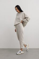 Spodnie dresowe typu jogger w kolorze SILVER MOON - DRIPS-XS. Szare spodnie dresowe damskie Marsala, xs, bez wzorów, z bawełny. Za 259.90 zł.