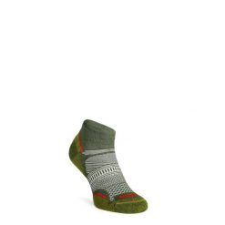 Skarpety turystyczne Bridgedale Hike UL T2 Coolmax Perfo Low. Zielone skarpetki męskie Bridgedale, bez wzorów. Za 68.99 zł.