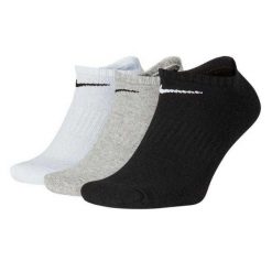 Skarpety Unisex Dla Dorosłych No Show Everyday (zestaw 3 Sztuk). Białe skarpetki męskie Nike, bez wzorów. Za 97.99 zł.