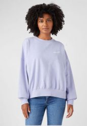 DAMSKA BLUZA WRANGLER RELAXED SWEATSHIRT SWEET LAVENDER 112343712. Niebieskie bluzy bez kaptura damskie Wrangler, m. Za 199.99 zł.