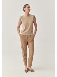 TATUUM Bluzka w kolorze karmelowym rozmiar: M. Brązowe bluzki damskie Tatuum, m, bez wzorów, bez kołnierzyka, bez ramiączek. Za 121.80 zł.