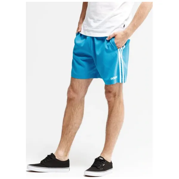 Adidas Szorty E 3S Chelsea , niebieski, rozmiar M. Niebieskie szorty męskie Adidas, z materiału, bez kołnierzyka. W wyprzedaży za 99.99 zł.