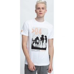 T-shirt męski TSM004 - biały. Białe t-shirty męskie 4f, m, bez wzorów, z bawełny, bez kołnierzyka. W wyprzedaży za 29.99 zł.