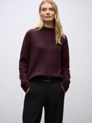 Street One Sweter damski z dzianiny Kobiety czerwony marmurkowy, 46. Czerwone swetry klasyczne damskie Street One, z dzianiny, bez kołnierzyka. Za 299.95 zł.