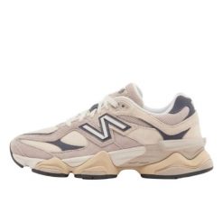 Buty do chodzenia dla dorosłych New Balance 9060 Moonrock Linen. Brązowe buty sportowe na co dzień damskie New Balance, bez wzorów, trekkingowe. Za 849.00 zł.