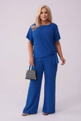 Elegancki chabrowy komplet Rosa bluzka i spodnie na wesele PLUS SIZE XXL WIOSNA. Niebieskie spodnie materiałowe damskie Moda Size Plus Iwanek, bez wzorów, z elastanu, biznesowe, z podwyższonym stanem, plus size. Za 489.90 zł.