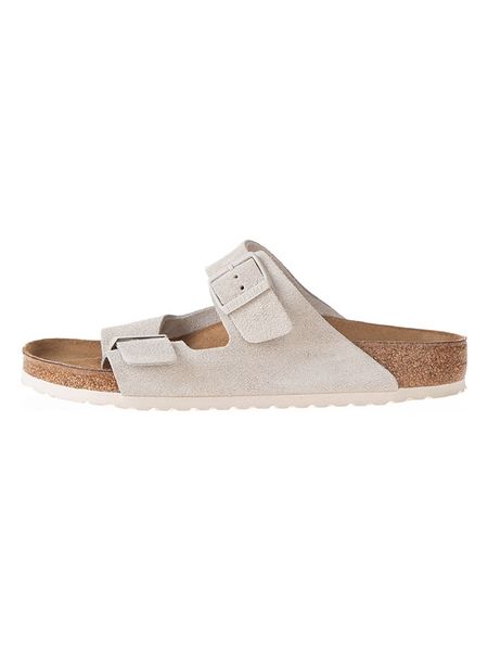 Birkenstock Skórzane klapki "Arizona" w kolorze szarobrązowym rozmiar: 46. Brązowe klapki damskie Birkenstock, bez wzorów, ze skóry, bez obcasa. Za 394.95 zł.