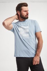 T-shirt męski EMPORIO ARMANI. T-shirty męskie Emporio Armani, m, bez wzorów, bez kołnierzyka. W wyprzedaży za 211.47 zł.