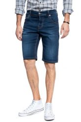 MUSTANG Chicago Short 1010192 5000 982. Białe szorty męskie Mustang, na lato, bez wzorów, z bawełny, eleganckie. Za 159.99 zł.