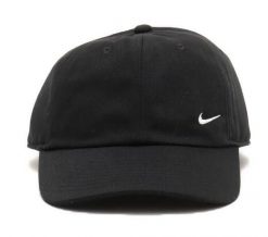 Czapka z daszkiem Nike Club Cap. Czarne czapki męskie Nike, bez wzorów, z materiału. Za 115.99 zł.