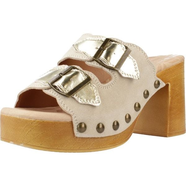 Sandały MTNG 53631M Beżowy. Brązowe sandały damskie MTNG, bez wzorów, ze skóry, bez obcasa. Za 177.99 zł.